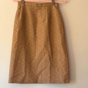 Sag Harbor Women's Pencil Skirt in a Beautiful Amber Brown Shade Size 8